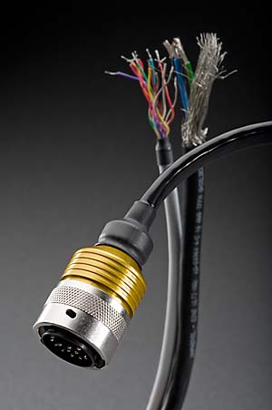 two servo motor wiring harness options, a sealed, IP65 Souriau Trim Trio connector and a conductor with flying leads